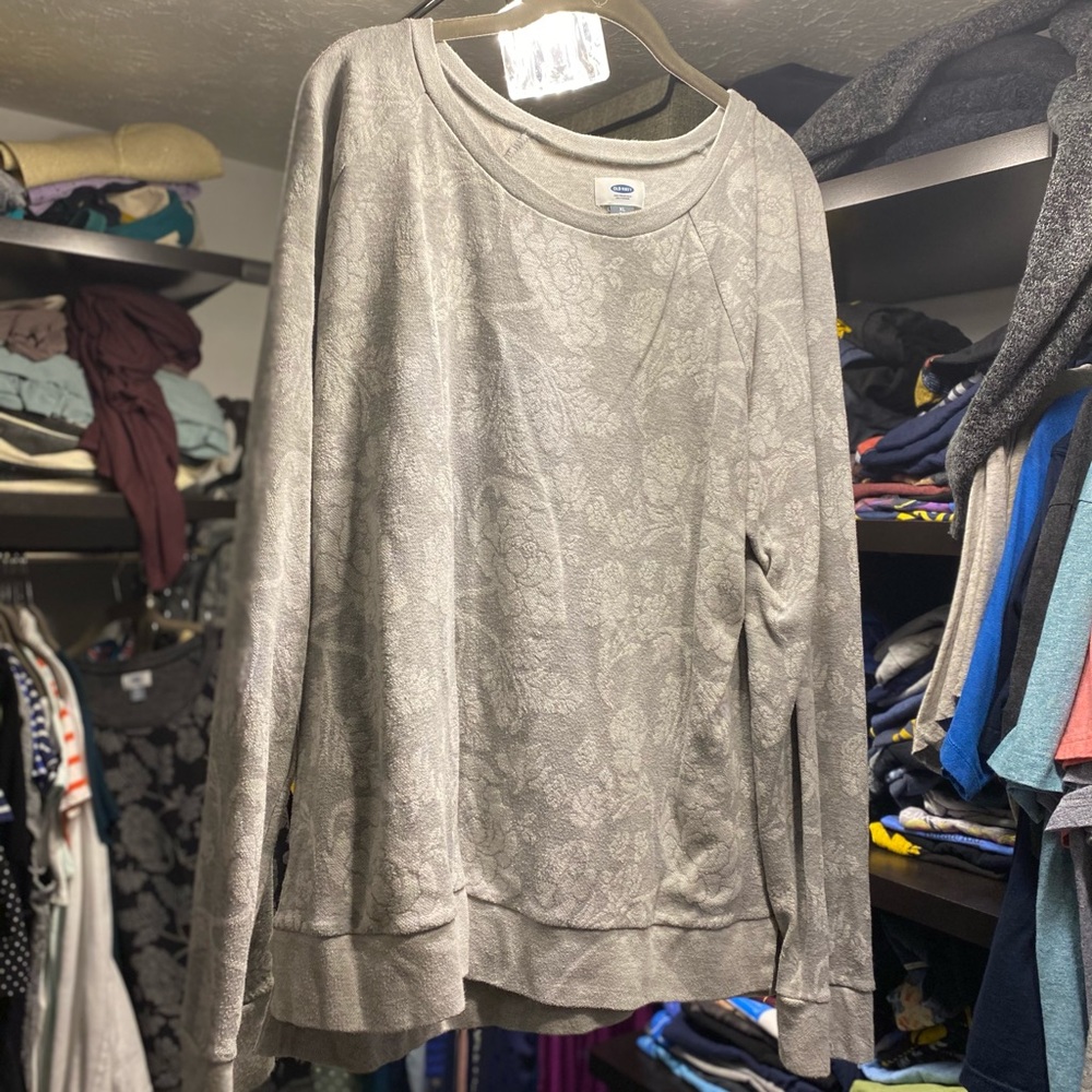 Xxl tall old navy brocade sweatshirt -gray